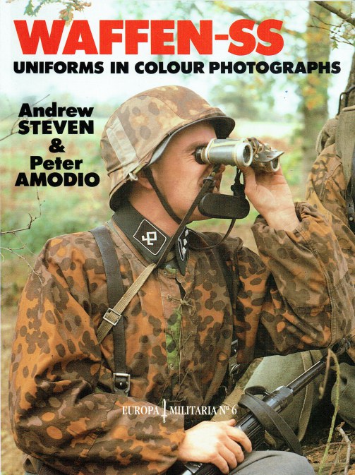 WAFFEN SS UNIFORMS IN COLOUR PHOTOGRAPHS   72709 